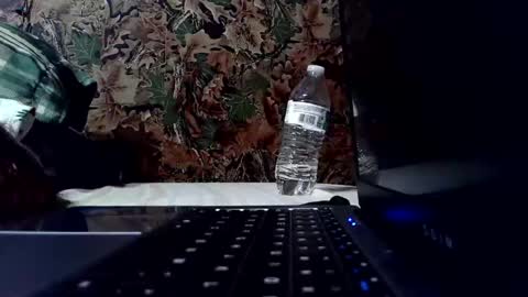 Snapshot of castration40 chatting on 4, 10, 2025 castration40 online show from 4, 10, 2025