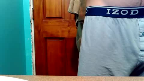 Snapshot of castration40 chatting on 13, 10, 2025 castration40 online show from 13, 10, 2025