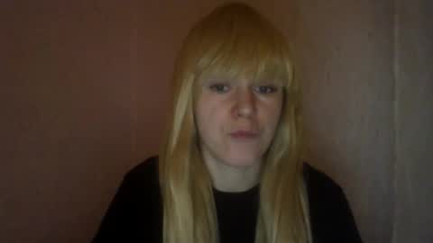 Snapshot of cat_2019 chatting on 3, 1, 2025 cat_2019 online show from 3, 1, 2025