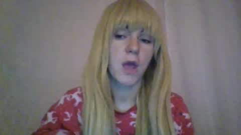 Snapshot of cat_2019 chatting on 19, 9, 2025 cat_2019 online show from 19, 9, 2025