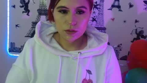 Snapshot of cata__gutierrez_ chatting on 6, 1, 2025 Cata online show from 6, 1, 2025