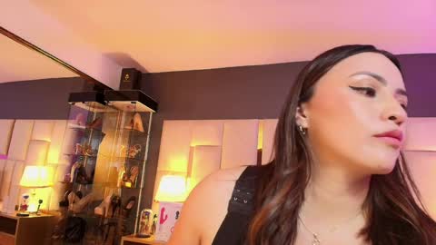 Snapshot of cata_alvarezz chatting on 5, 2, 2025 catalina online show from 5, 2, 2025