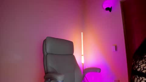 cata_n_cami online show from 1, 3, 2025