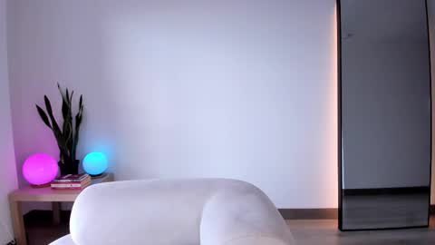 cata_n_cami online show from 1, 2, 2026