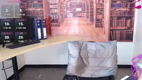 Queen Catalella online show from 3, 12, 2025