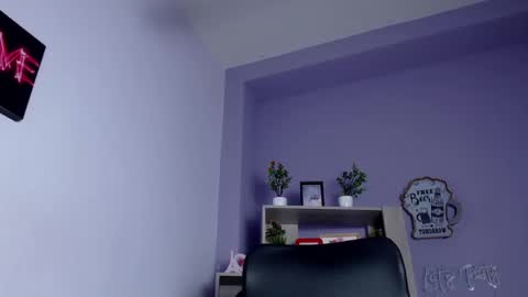 Snapshot of cataleya_brunethe chatting on 15, 2, 2025 cataleya_brunethe online show from 15, 2, 2025