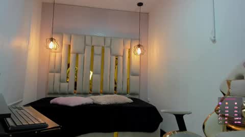 Snapshot of cataleya_sambrano chatting on 9, 9, 2025 Cataleya online show from 9, 9, 2025