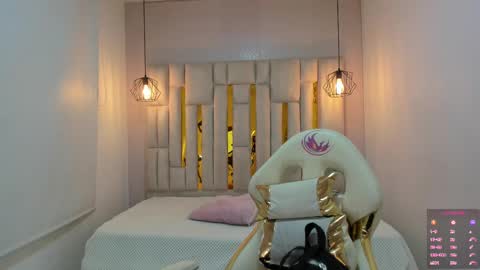 Snapshot of cataleya_sambrano chatting on 28, 10, 2025 Cataleya online show from 28, 10, 2025