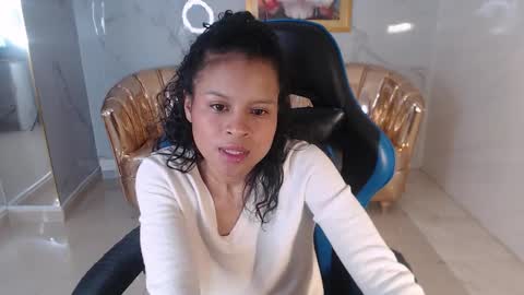 Catalina  online show from 19, 12, 2025