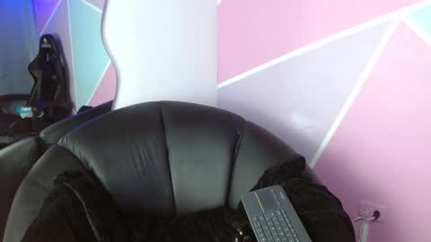 Snapshot of catalina_santana20 chatting on 21, 10, 2025 Catalina online show from 21, 10, 2025