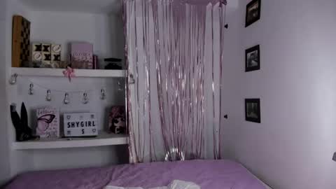  Catalina Garcia     online show from 28, 2, 2025