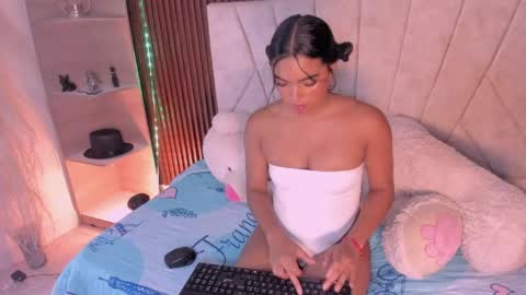 Snapshot of catalleya_f chatting on 11, 5, 2026 catalleya_f online show from 11, 5, 2026