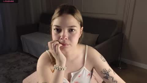 Snapshot of catanadick chatting on 15, 10, 2025 Pat online show from 15, 10, 2025