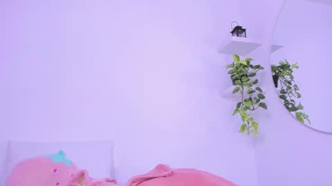 Snapshot of catbaby888_ chatting on 12, 3, 2025 online show from 12, 3, 2025
