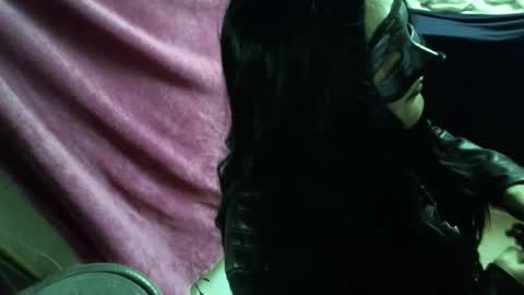 catbombon online show from 26, 3, 2026