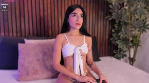 Snapshot of cate_gil chatting on 24, 4, 2026 cate online show from 24, 4, 2026