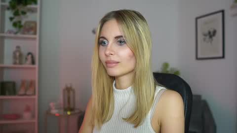 Snapshot of catecrago_ chatting on 18, 2, 2025 catecrago online show from 18, 2, 2025