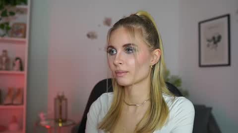 Snapshot of catecrago_ chatting on 19, 2, 2025 catecrago online show from 19, 2, 2025