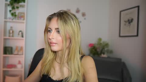 Snapshot of catecrago_ chatting on 27, 2, 2025 catecrago online show from 27, 2, 2025