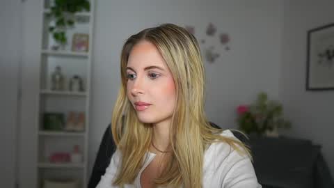 Snapshot of catecrago_ chatting on 28, 2, 2025 catecrago online show from 28, 2, 2025