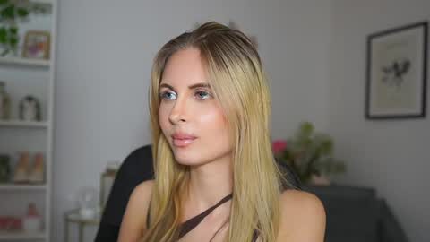 Snapshot of catecrago_ chatting on 5, 3, 2025 catecrago online show from 5, 3, 2025