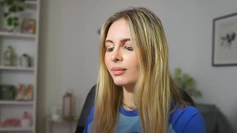 Snapshot of catecrago_ chatting on 6, 3, 2025 catecrago online show from 6, 3, 2025