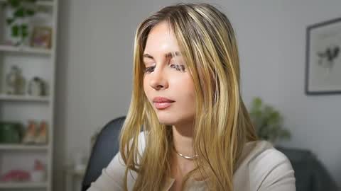 Snapshot of catecrago_ chatting on 7, 3, 2025 catecrago online show from 7, 3, 2025