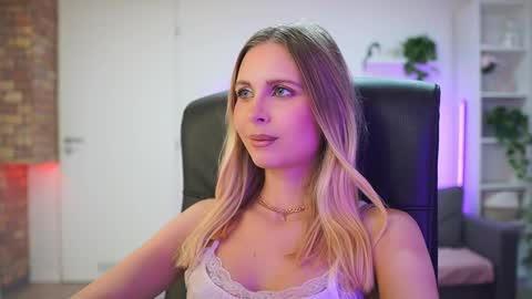 Snapshot of catecrago_ chatting on 4, 2, 2026 catecrago online show from 4, 2, 2026