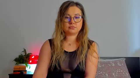 Kat online show from 5, 2, 2025