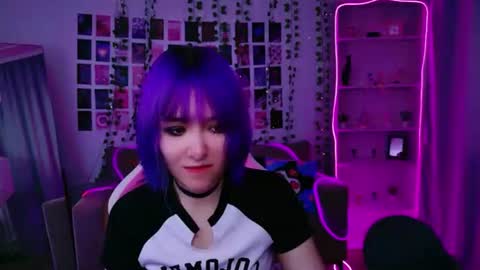 Snapshot of catharinejones chatting on 22, 6, 2026 KettieHi My name is Katie I love drawing and I can play the guitar. And love dancing online show from 22, 6, 2026