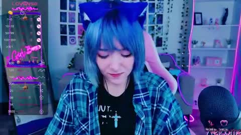 Snapshot of catharinejones chatting on 9, 7, 2026 KettieHi My name is Katie I love drawing and I can play the guitar. And love dancing online show from 9, 7, 2026