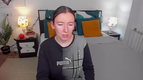 Snapshot of catherinewalls chatting on 10, 12, 2024 Catrin online show from 10, 12, 2024