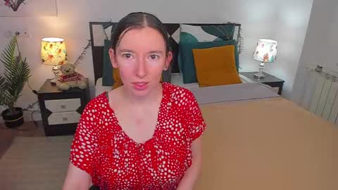 Snapshot of catherinewalls chatting on 14, 12, 2024 Catrin online show from 14, 12, 2024