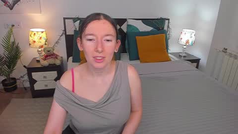 Snapshot of catherinewalls chatting on 16, 12, 2024 Catrin online show from 16, 12, 2024