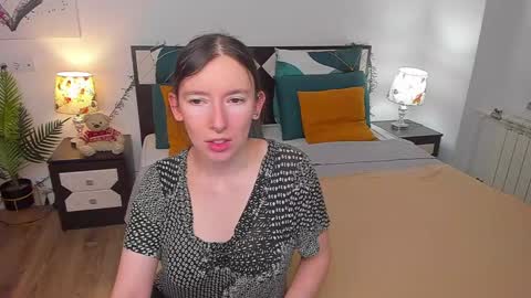 Snapshot of catherinewalls chatting on 12, 3, 2025 Catrin online show from 12, 3, 2025