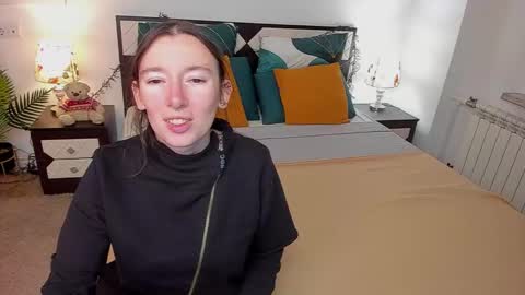 Snapshot of catherinewalls chatting on 30, 9, 2025 Catrin online show from 30, 9, 2025