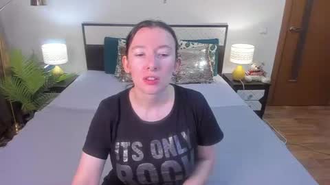 Catrin online show from 6, 7, 2026