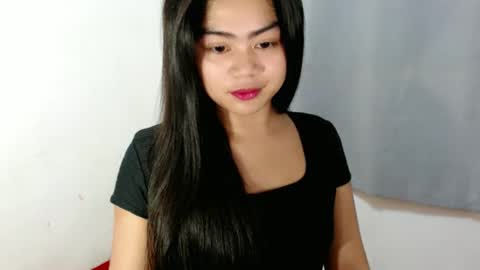 Snapshot of cathy_ho chatting on 2, 12, 2025 cathy_ho online show from 2, 12, 2025