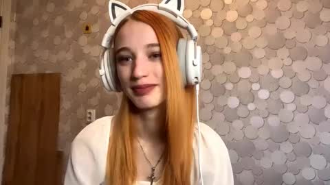 Snapshot of cathyhollands chatting on 3, 11, 2025 Amelia online show from 3, 11, 2025