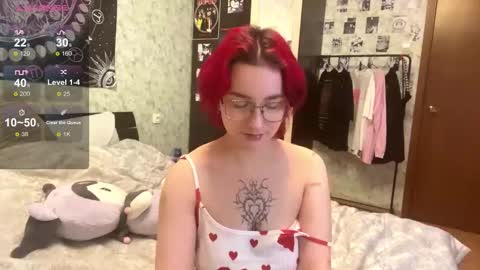 Snapshot of catricesiefert chatting on 4, 12, 2025 Thea online show from 4, 12, 2025