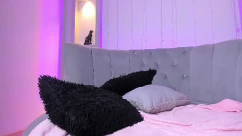 Catt Noir online show from 8, 8, 2026