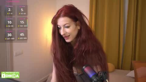 caty_cuddly online show from 19, 11, 2025