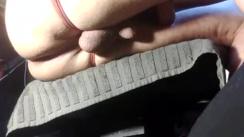 Snapshot of caughtnaked chatting on 25, 10, 2025 caughtnaked online show from 25, 10, 2025