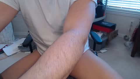 Snapshot of cb20001304 chatting on 13, 1, 2025 cb20001304 online show from 13, 1, 2025