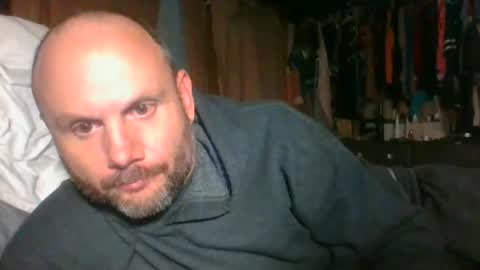 Snapshot of cborzbeyond22213 chatting on 26, 10, 2025 TheGoldenStroker222 online show from 26, 10, 2025