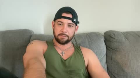 Snapshot of cboyy20 chatting on 4, 4, 2026 cboyy20 online show from 4, 4, 2026