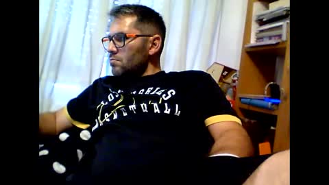 Snapshot of ccddrr2 chatting on 10, 10, 2025 ccddrr2 online show from 10, 10, 2025