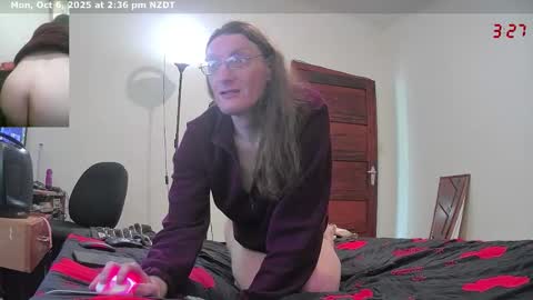 Snapshot of cdadalyn chatting on 6, 10, 2025 Adalyn online show from 6, 10, 2025