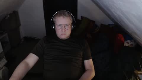 Snapshot of cebas chatting on 7, 3, 2025 cebas online show from 7, 3, 2025