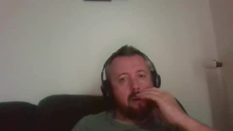 Snapshot of cebcool chatting on 15, 11, 2025 Sb online show from 15, 11, 2025